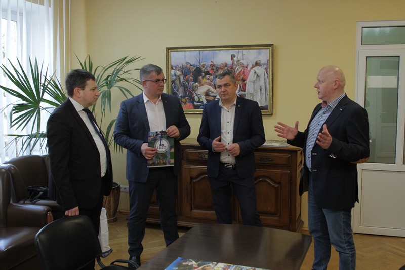 Обговорення важливих питань співпраці 